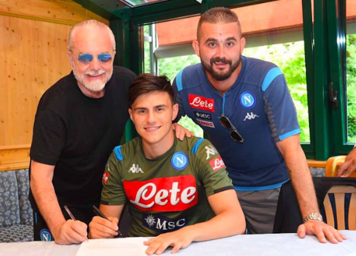 Elmas ufficiale al Napoli