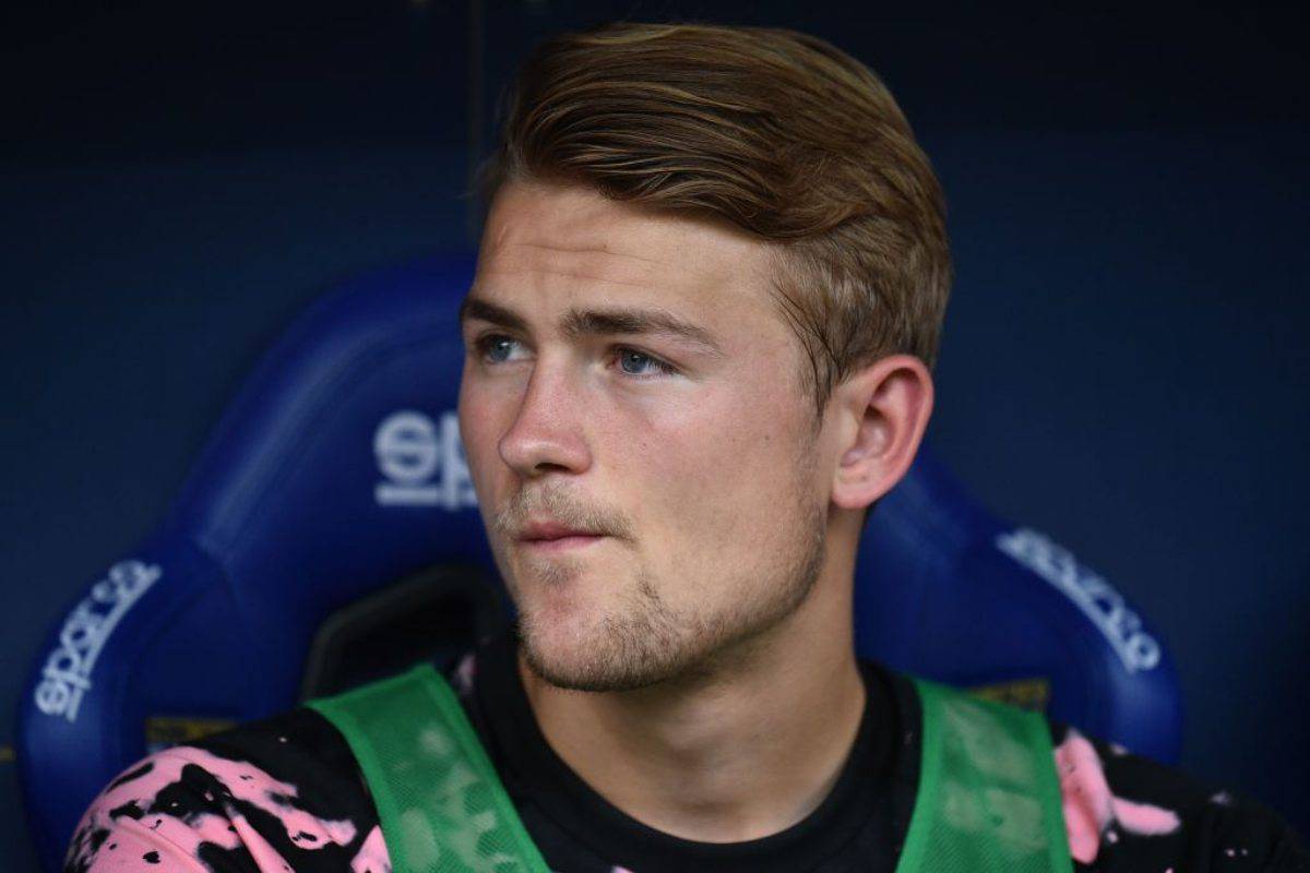 De Ligt in panchina con la Juve