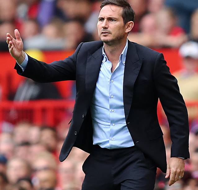 Frank Lampard sotto accusa. I fan del Chelsea scontenti. Sui social è già #LampardOut