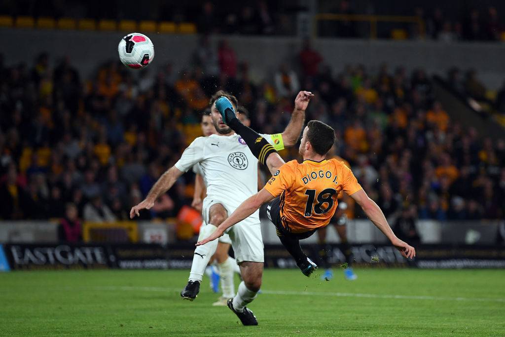 Wolverhampton. la rovesciata di Diogo Jota in Europa League