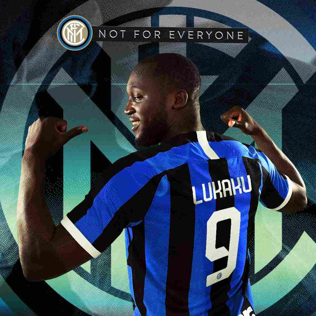 Lukaku con la maglia numero 9