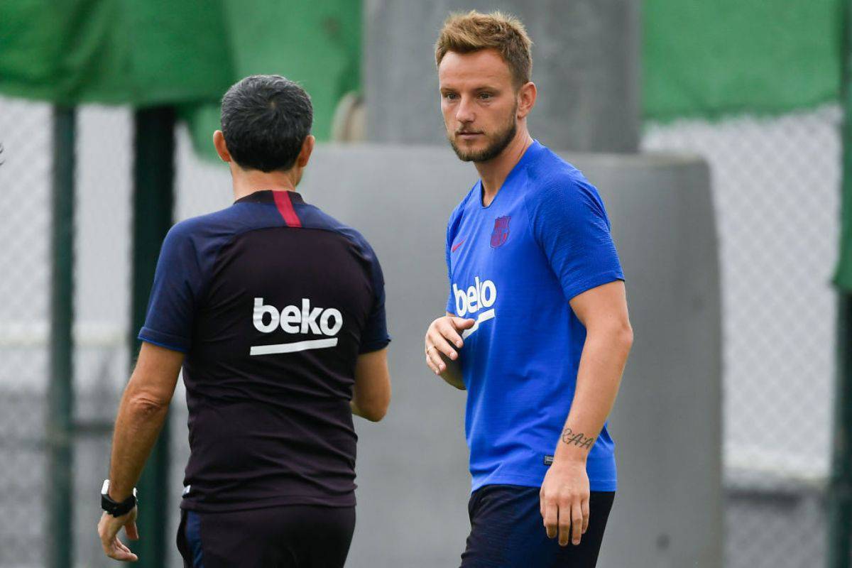 Rakitic si allontana dalla Juve