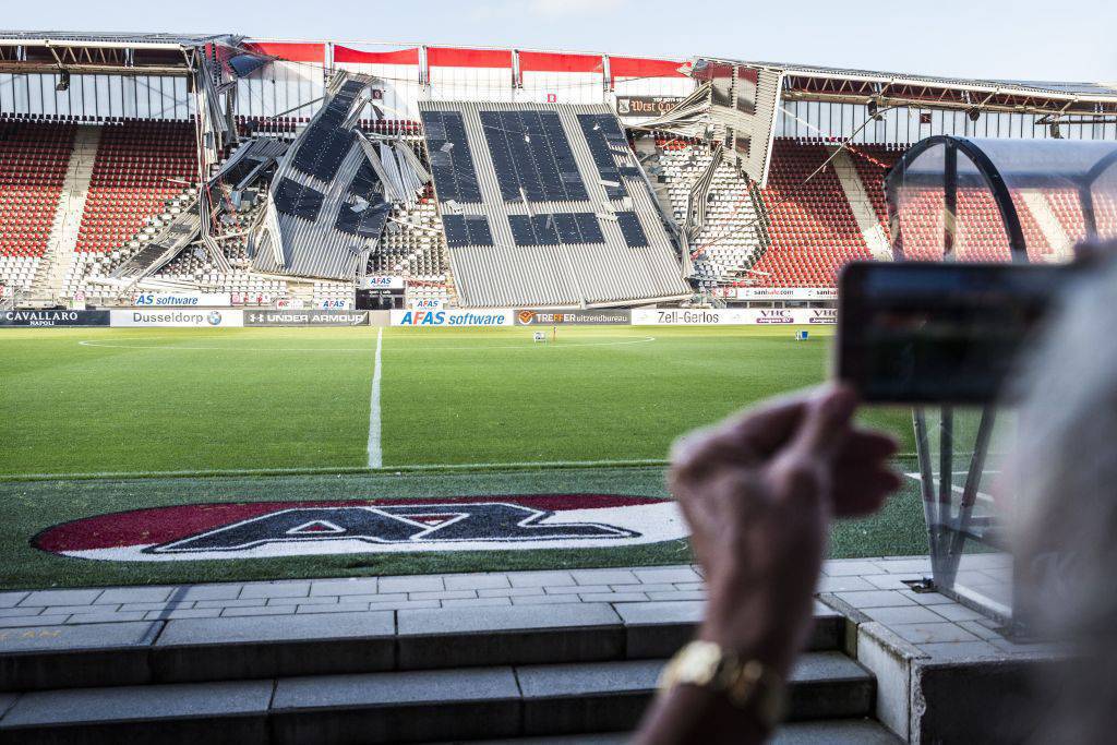 Az Alkmaar, crollato lo stadio