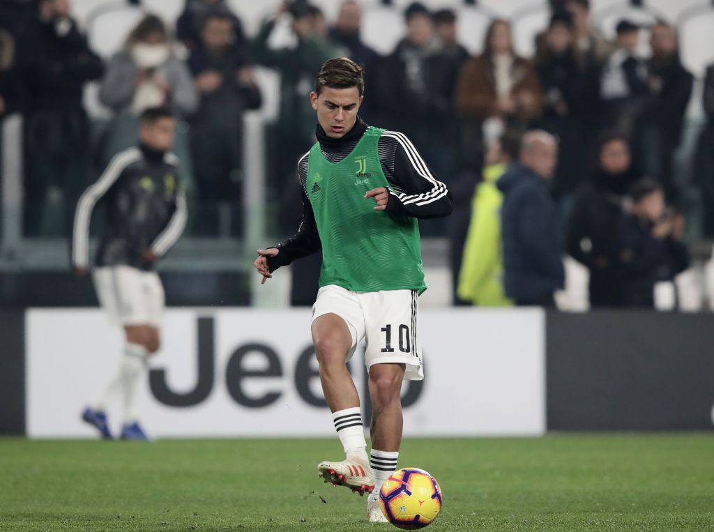 Dybala si allena da solo .. su Instagram