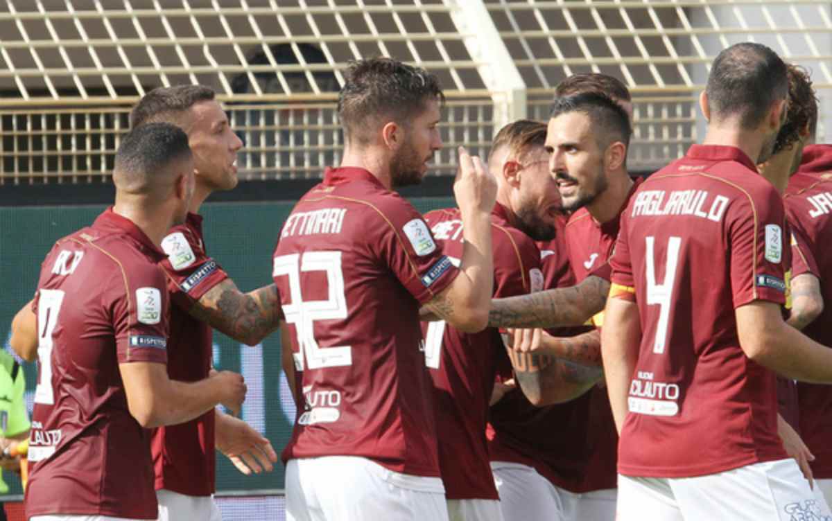 Serie B: poker del Trapani, affonda lo Spezia