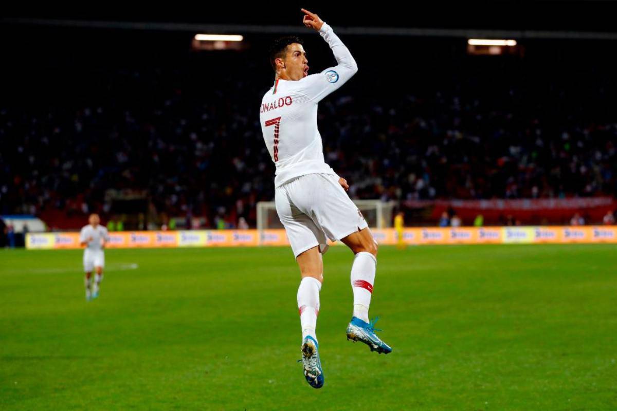 Cristiano Ronaldo in campo per le qualificazioni