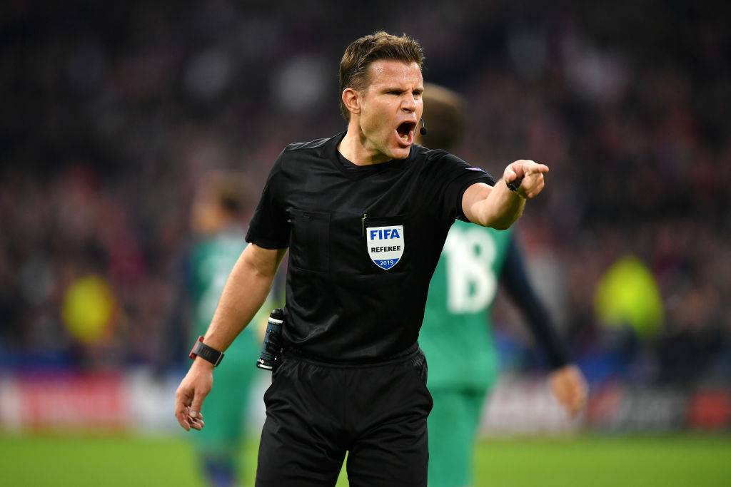 Champions League, Napoli-Barcellona, arbitra il tedesco Brych