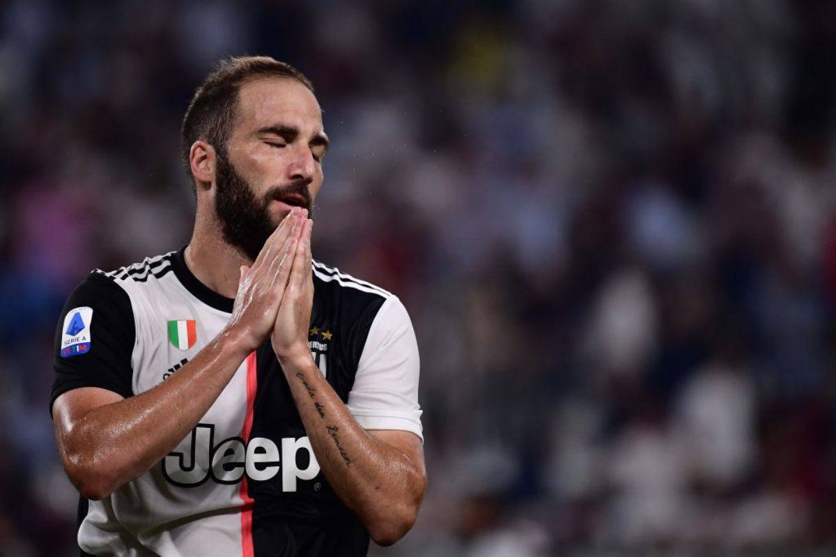 Higuain infortunato