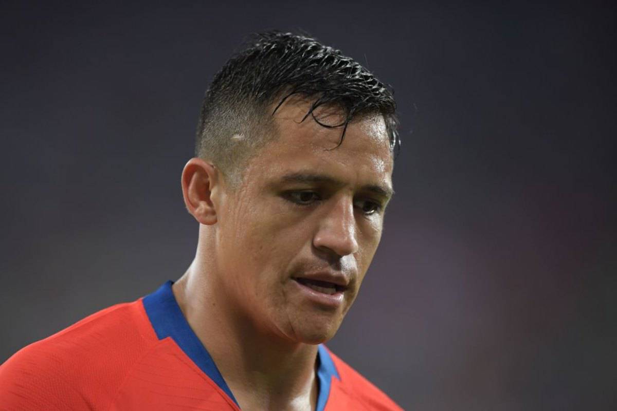 Sanchez parte dalla panchina