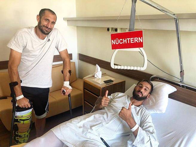 Chiellini e Pavoletti insieme in clinica