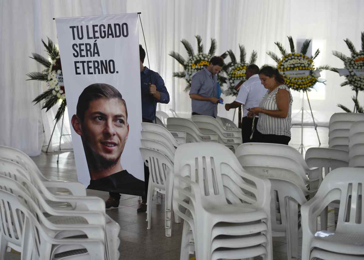 Emiliano Sala, oggi è un anno dalla sua morte. La famiglia vuole sapere la verità 