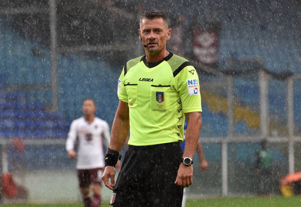 L'arbitro Giacomelli dirige Milan-Fiorentina