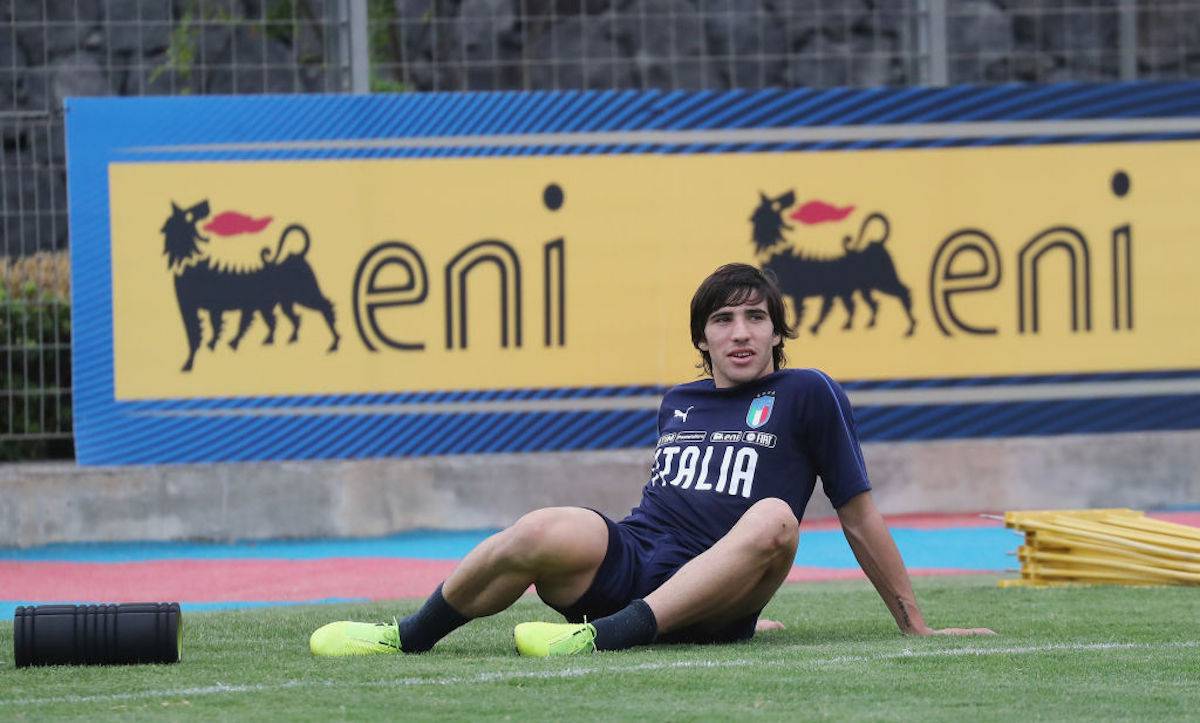 Sandro Tonali in allenamento con la Nazionale