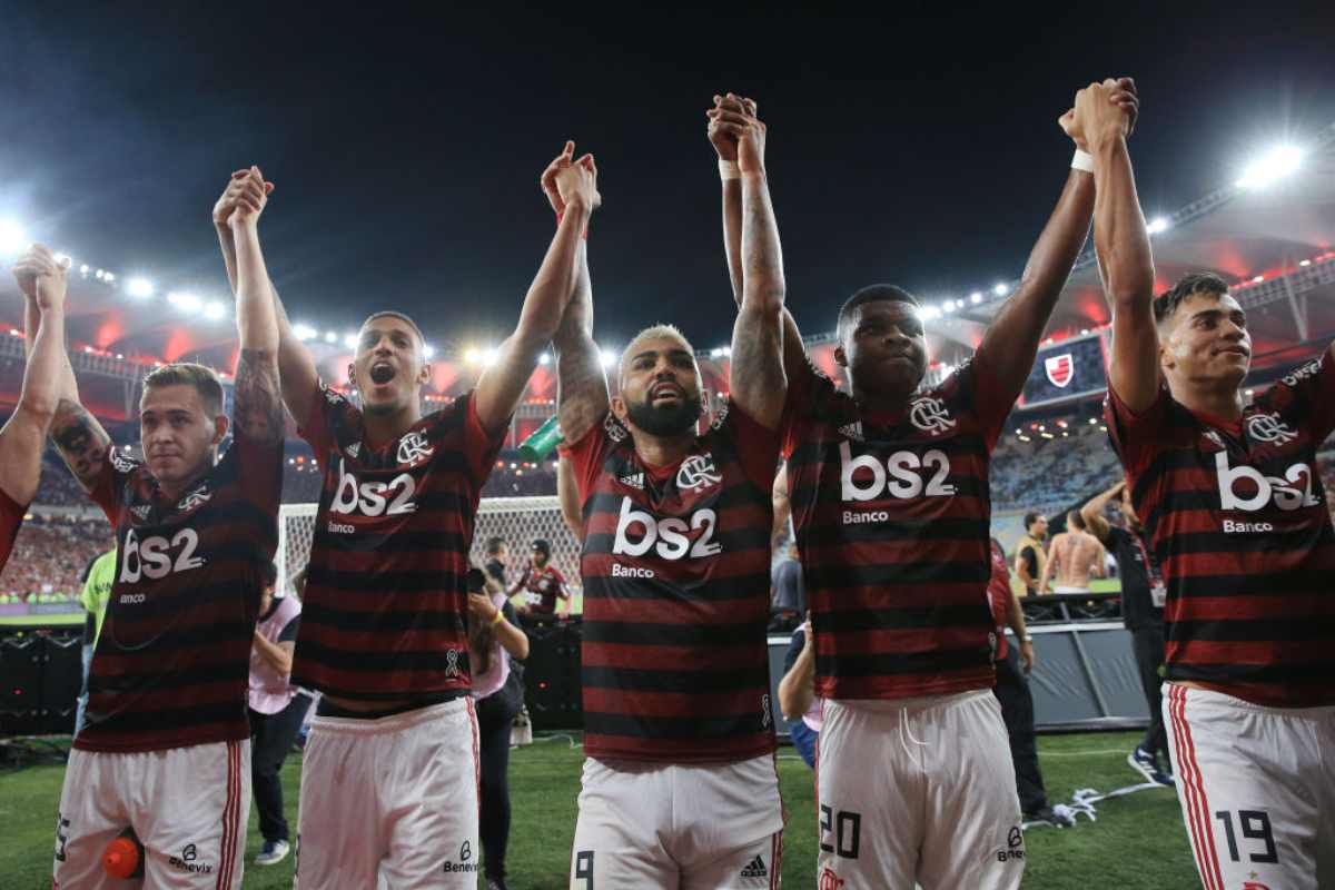 I giocatori del Flamengo festeggiano la vittoria sul Gremio 