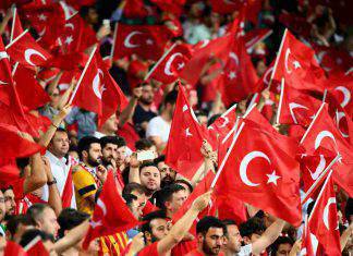 Spadafora scrive all'Uefa: "No alla finale di Champions League in Turchia"
