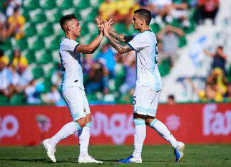 Argentina-Ecuador 6-1: segna Pezzella, Lautaro e Paredes discutono per un rigore