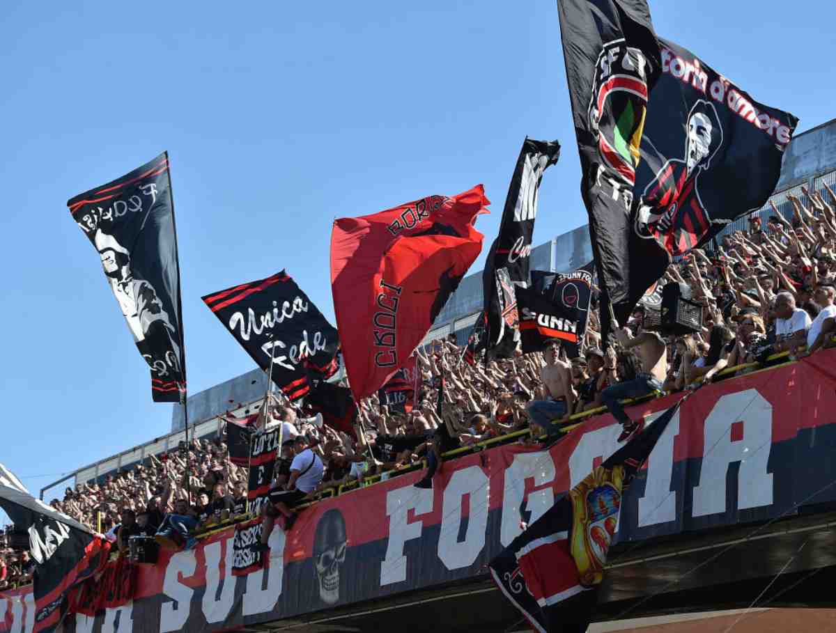 Foggia, coro calciatori pro diffidati (Video)