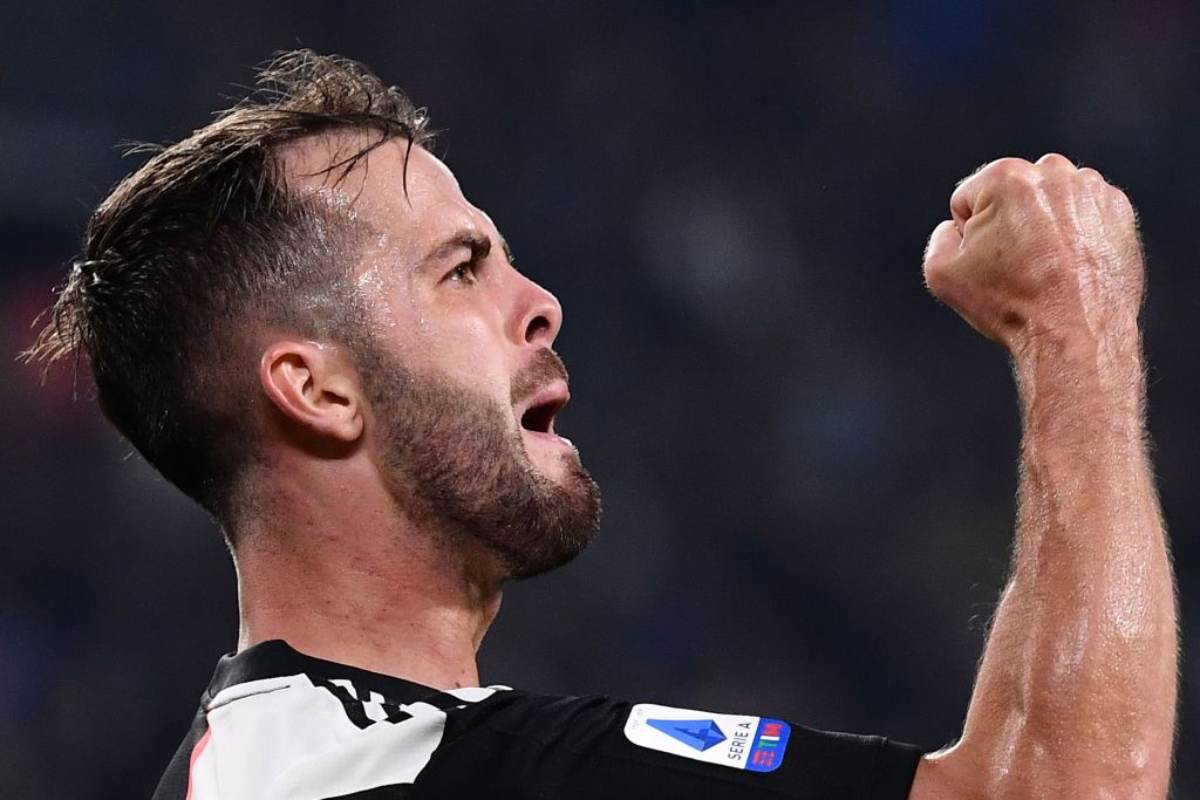 Miralem Pjanic, le parole "d'amore" per la Juventus (Getty Images) 