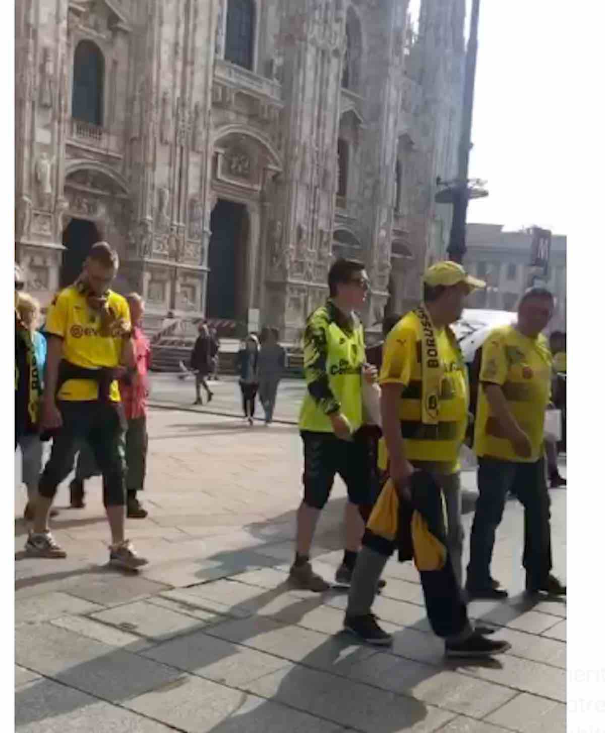 Tifosi del Borussia Dortmund a Milano