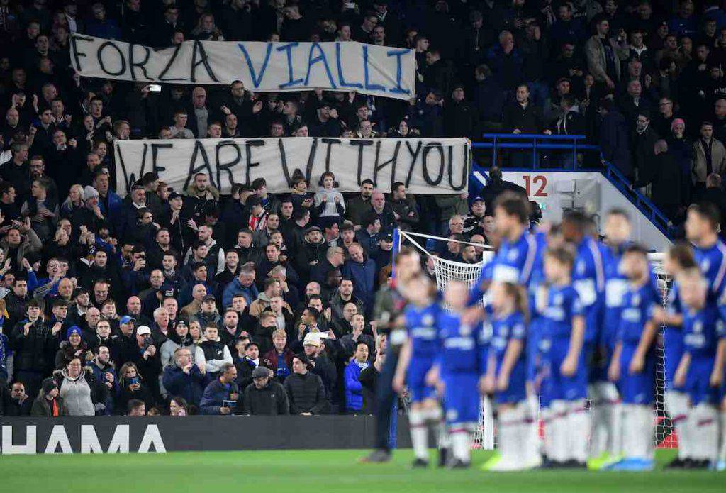 Striscione celebrativo del Chelsea per Vialli