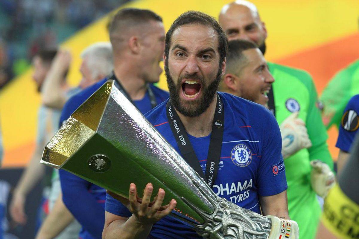 Higuain Chelsea Europa League