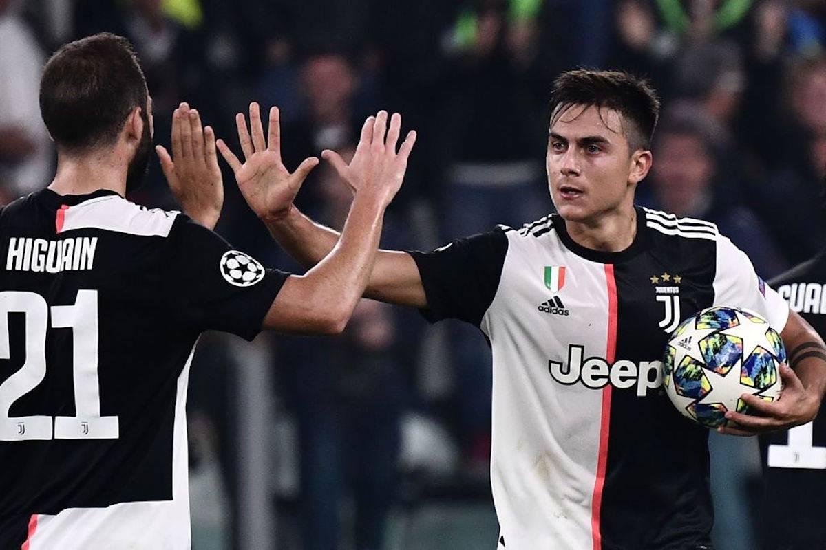 Juventus, la strategia per il nuovo attaccante. Ci sono di mezzo Dybala e Higuain