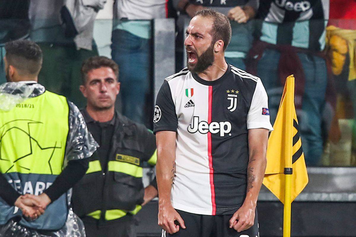 Calciomercato Juventus, Higuain: nuovo assalto dalla Serie A 