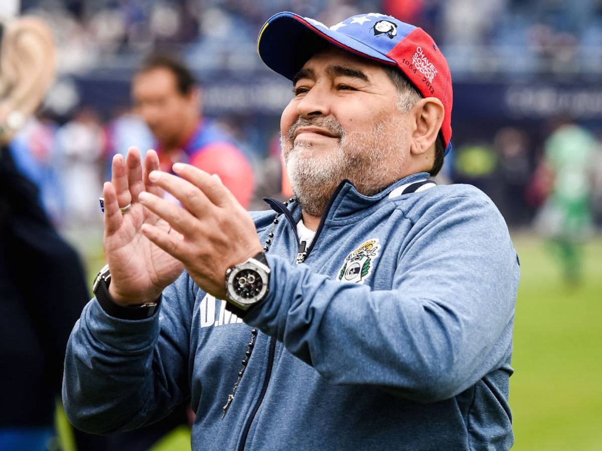 Napoli-Barcellona, Maradona: "So per chi tiferò. Sul paragone con Messi..."