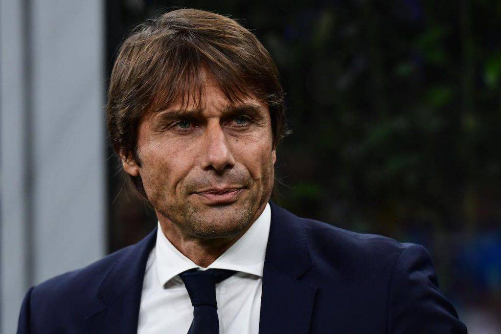 Conte lezione sul calcio in Arabia