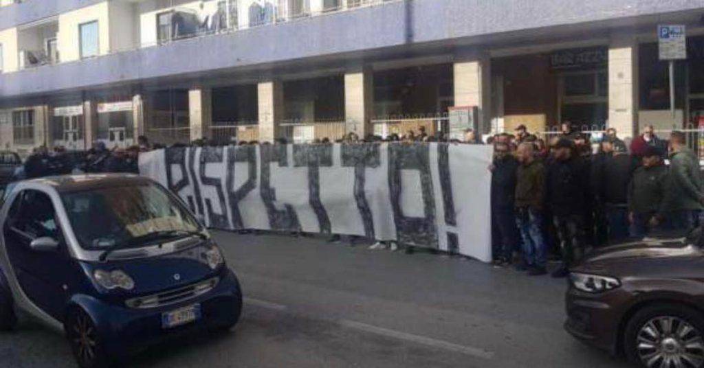 Contestazione tifosi Napoli