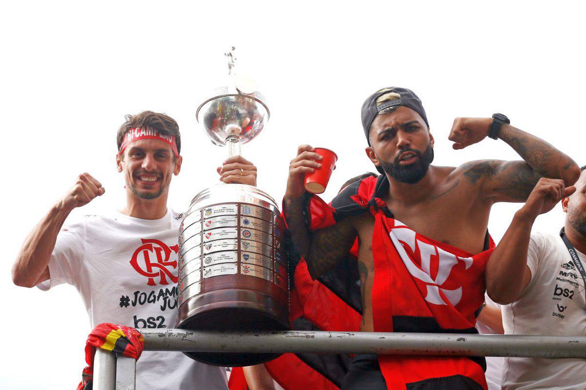 Flamengo, festeggiamenti a Rio per la Coppa Libertadores: immagini impressionanti