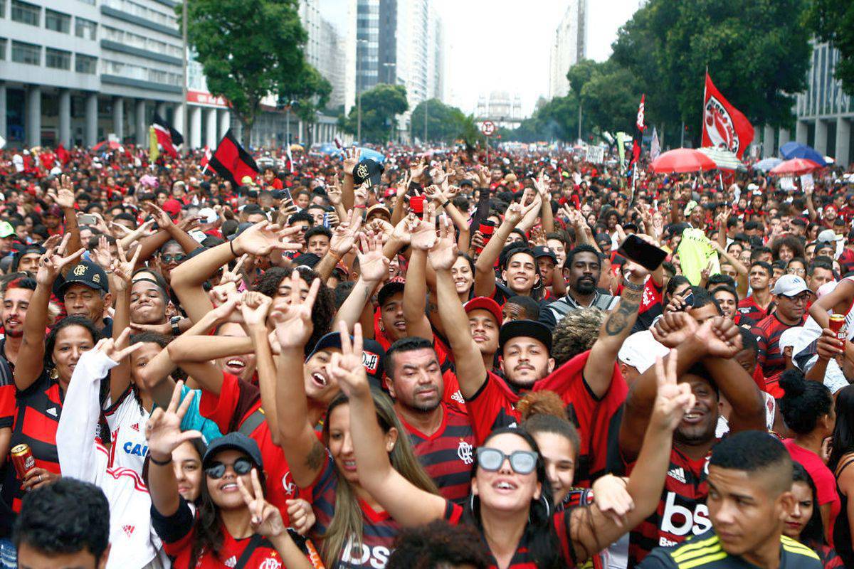 Flamengo, festeggiamenti a Rio per la Coppa Libertadores: immagini impressionanti