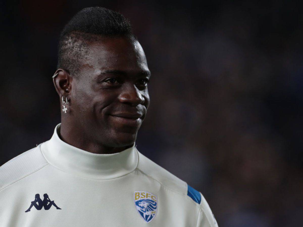 Balotelli sui cori di Verona: "I tifosi scaligeri mi sono simpatici. Accuse a pochi scemi"