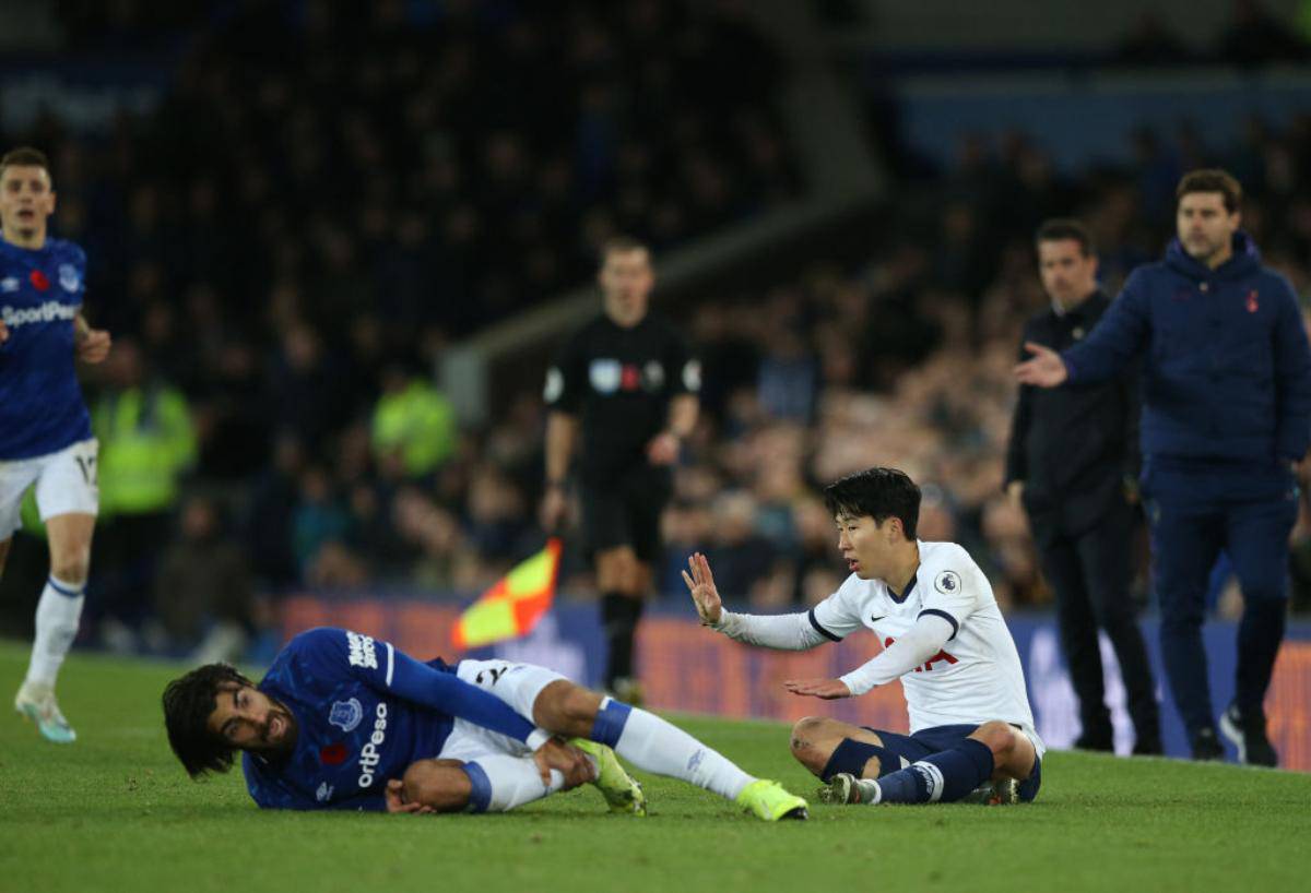 Son in lacrime dopo fallo su Andre Gomes (foto): il pianto del coreano è virale