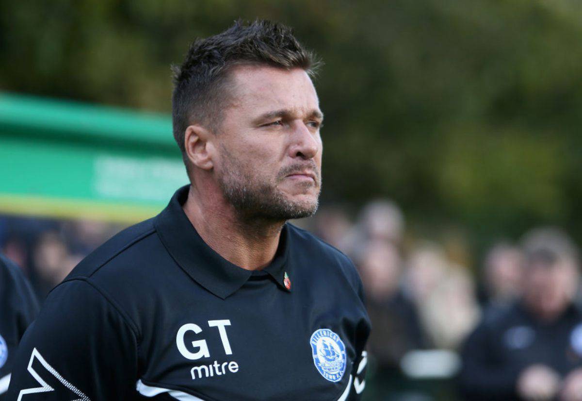 Glenn Tamplin, il nuovo proprietario del Romford licenzia tutti 