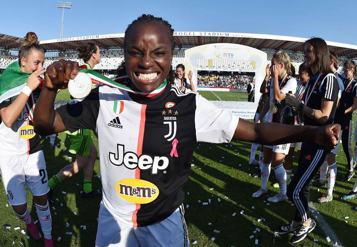 Juventus, l’addio della Aluko: “Razzismo a Torino, me ne vado"