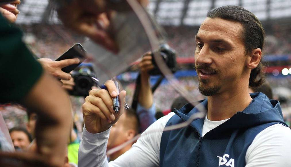 Ibrahimovic, ecco l’offerta del Milan. Se accetta arriva a dicembre. Le cifre