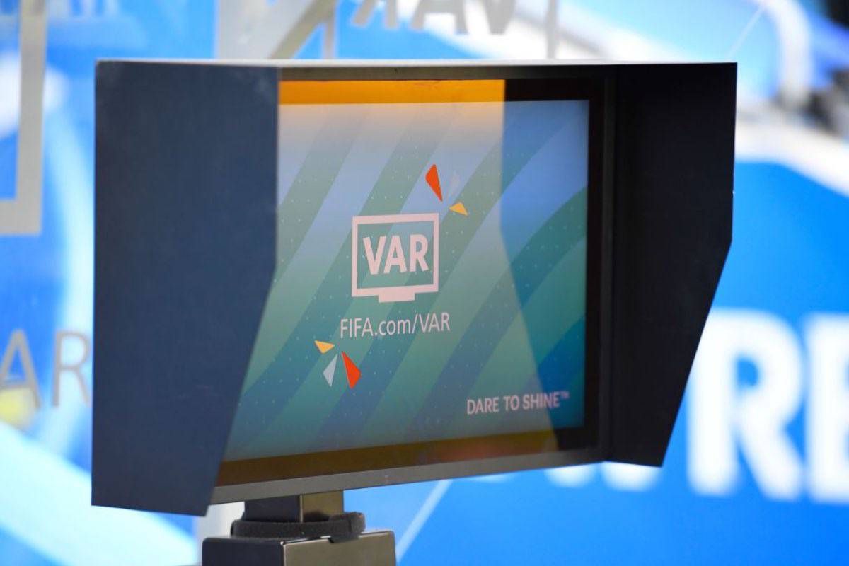 Var e fuorigioco: cambia la regola. Tutte le novità