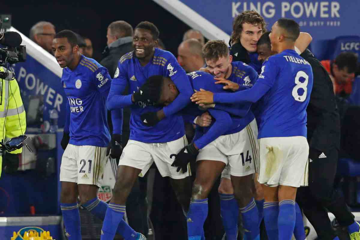 Premier League, risultati 1 dicembre: il Manchester United frena, il Leicester sogna