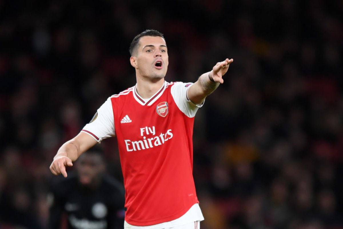 Calciomercato Milan, l’agente di Xhaka annuncia il futuro del centrocampista