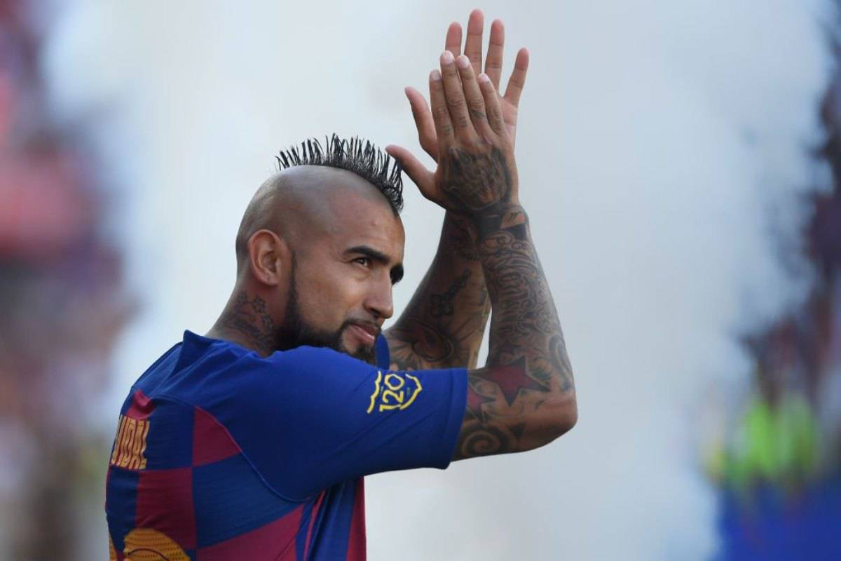 Vidal accetta l'offerta dell'Inter. Il Barcellona punta su Sensi 