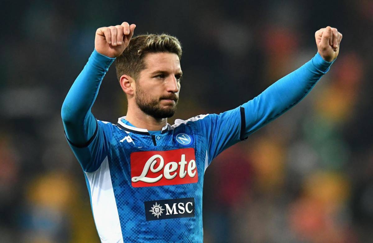 Calciomercato Napoli, Mertens: la richiesta è alta. Il Chelsea si tira indietro