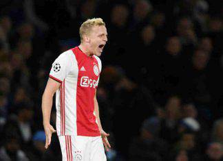 Real Madrid, Van de Beek arriverà a fine stagione: c'è l'accordo con l'Ajax