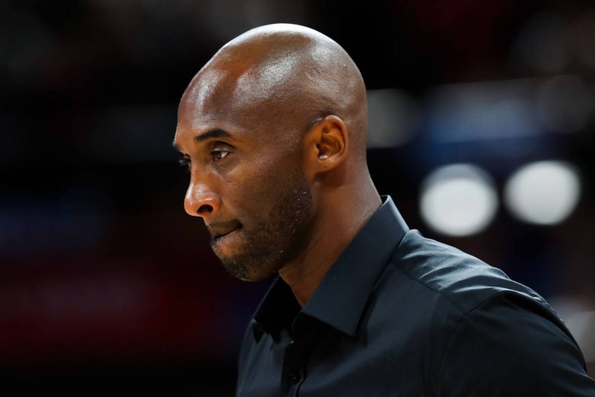 Kobe Bryant morto in un incidente in elicottero: deceduta anche la figlia 13enne. Altre sette vittime