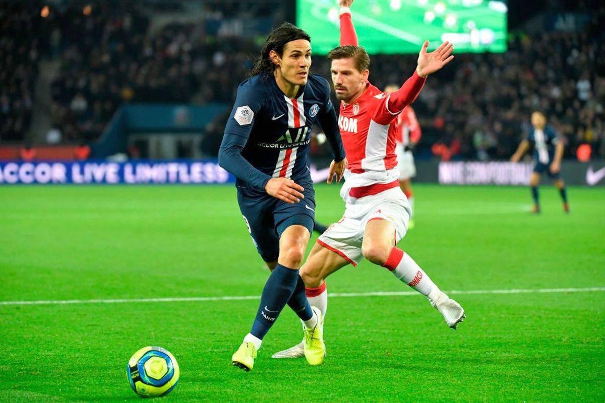 Cavani, Atletico Madrid non molla il Psg: pressing fino all'ultimo giorno