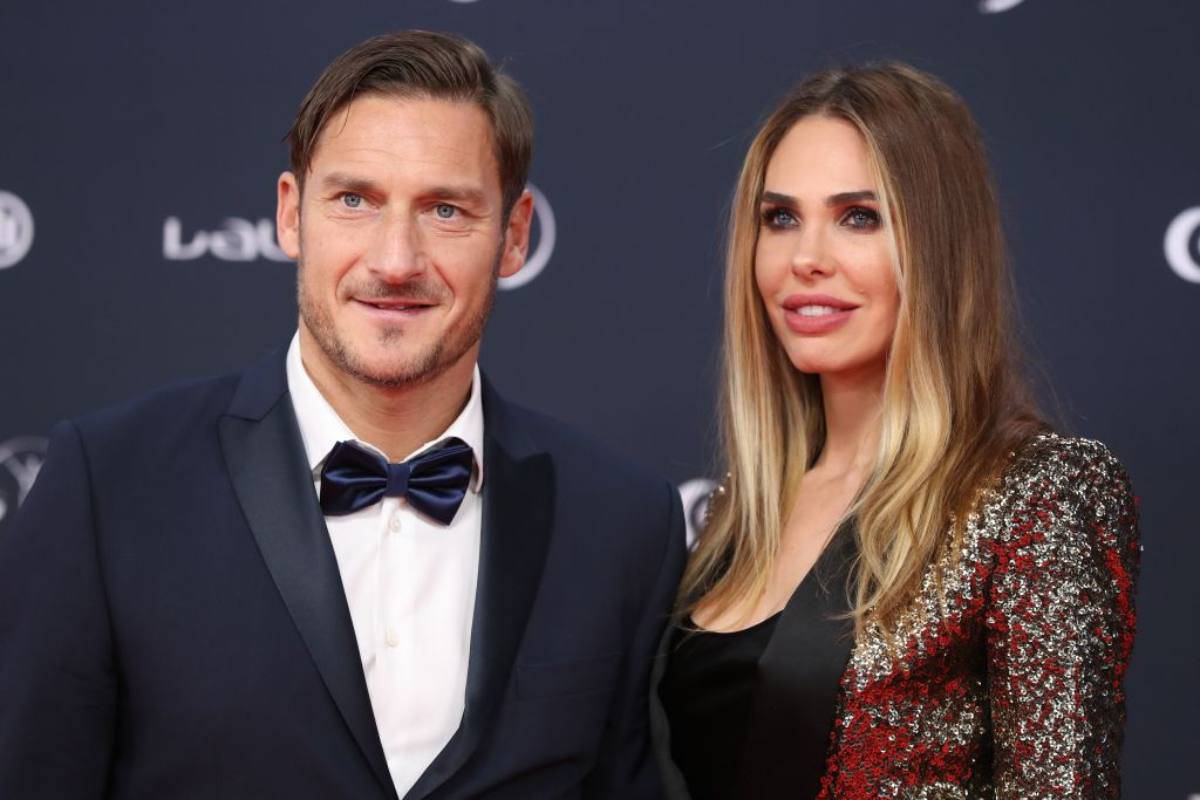 Totti si sfoga: "Non uscite, anch'io vorrei andare al mare"