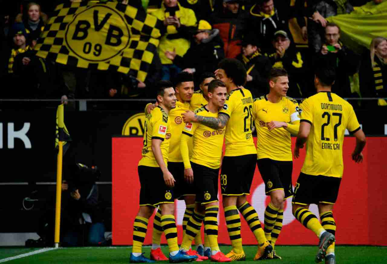 Bundesliga, risultati 29 febbraio: Bayern Monaco, goleada con brutta figura. Il Borussia Dortmund tiene