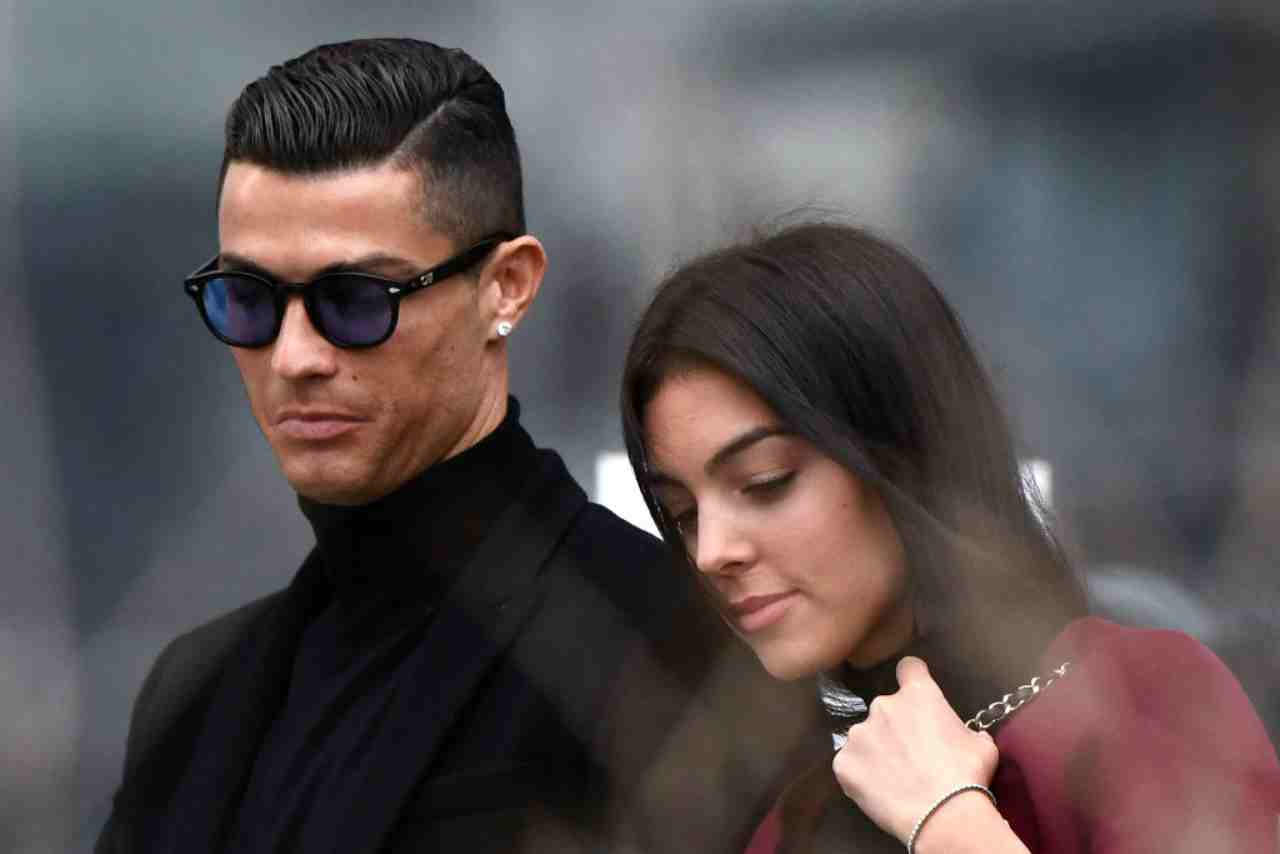 Cristiano Ronaldo, giallo sulla sua presenza a Sanremo. E stasera c'è Georgina