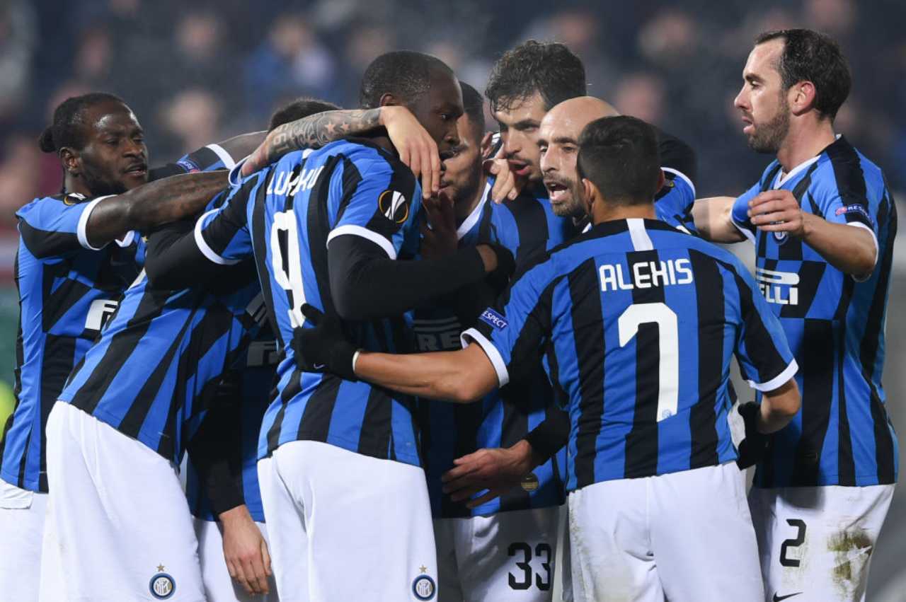 Inter, avviso agli stranieri: entro domenica tutti a Milano
