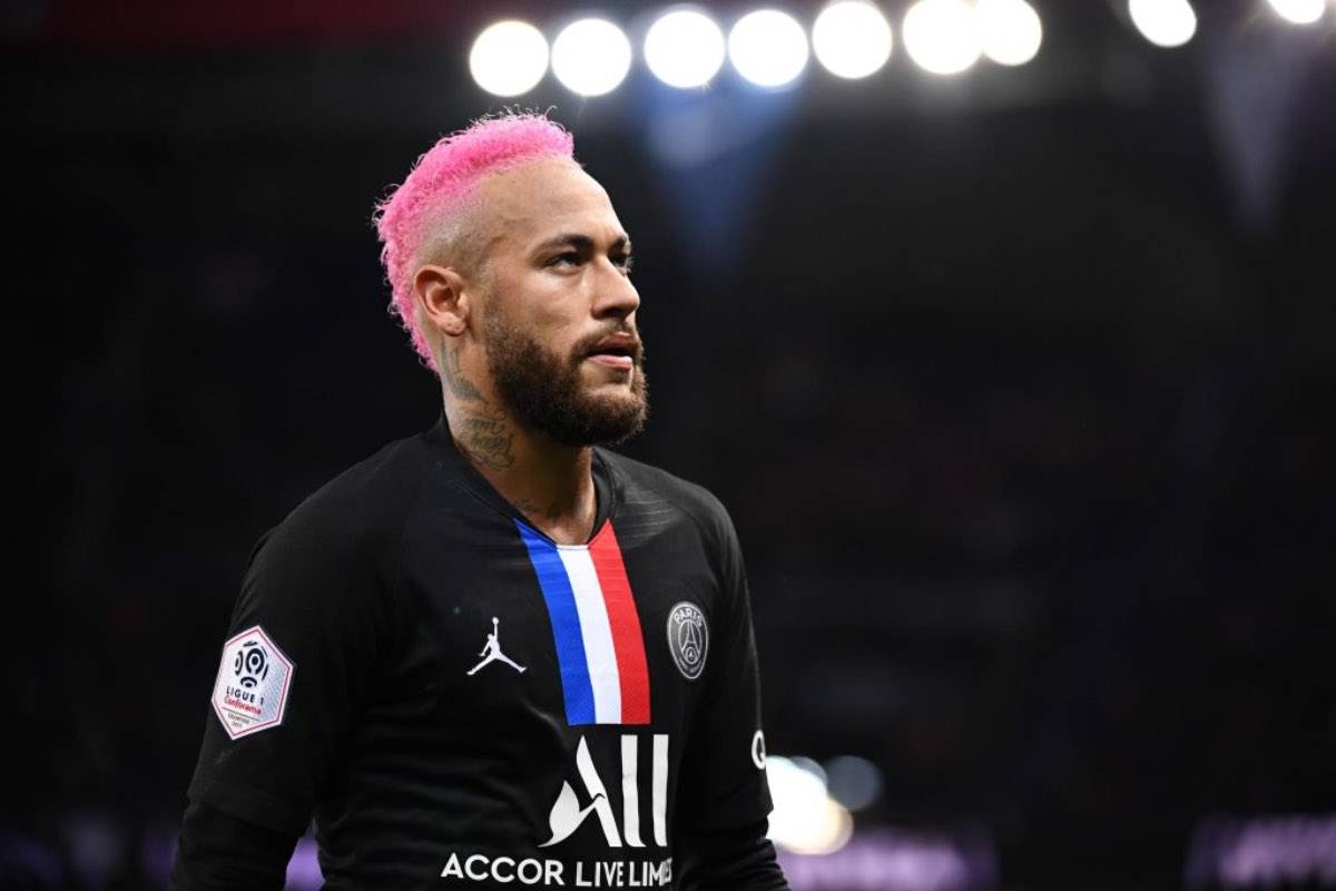 Neymar infuriato con l’arbitro, che sfogo in PSG Montpellier - Video